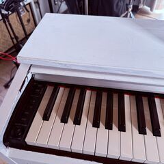 電子ピアノ｜YAMAHA ARIUS YDP-141 椅子セット 引き取り限定｜※注意点ありの画像