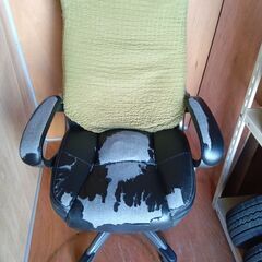 事務イス差し上げますの画像