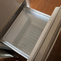 ジャンク品　2005年製 SHARP　冷蔵庫　　の画像