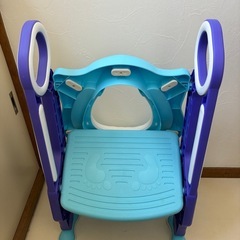 補助便座　ブルーの画像