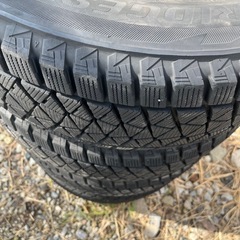 225/65/17ブリジストン・ブリザックスタッドレス4本の画像