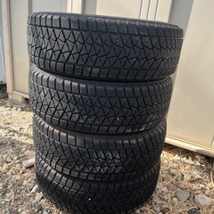225/65/17ブリジストン・ブリザックスタッドレス4本の画像