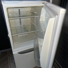 冷蔵庫の画像