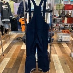 サスペンダー付きウェアの画像