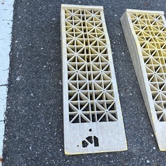 段差　車の乗り上げの画像