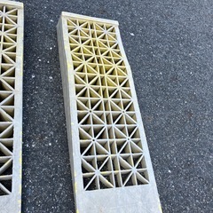 段差　車の乗り上げの画像