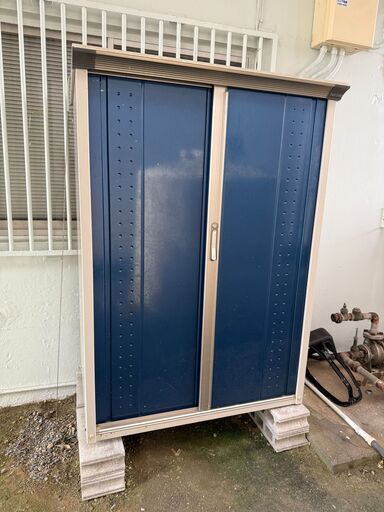 【美品】takubo　物置　中古　ブルー　鍵付き