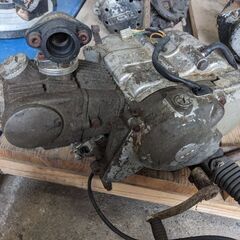 スズキＲＭ125、レーサーのエンジンですの画像