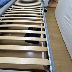 ベッドフレーム　IKEA シングルベッドの画像