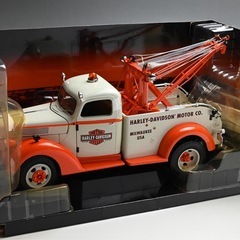 ハーレーダビットソン 1940年型　フォードレッカー車 ミニカー 非売品　新品未使用の画像