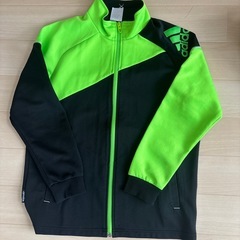 スポーツ　ジャージセット　の画像