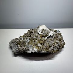 ▲水晶 クォーツ パイライト ガレナ 共生鉱物 原石 天然石の画像