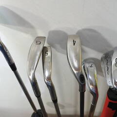 【KSD/A/Io/00】ゴルフ屋内素振り用アイアン・6本おまとめ出品・ヘッドは大人用・サイズが合えばジュニア練習用も可能かと思われます。ボールは打てません　素振り用の画像