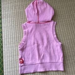 【95】美品 アンパンマン ピンク ベスト フード付きの画像