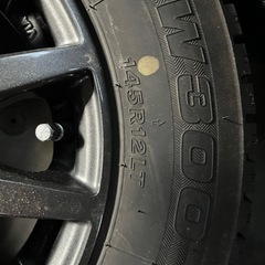 スタッドレスタイヤ　１４５－１２の画像