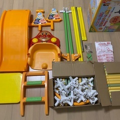 アンパンマン ジャングルジム うちの子天才ブランコパークDXの画像