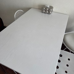 ダイニングテーブル　ホワイトの画像
