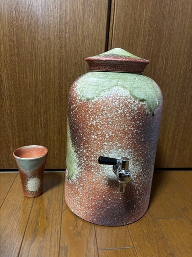 信楽焼　焼酎サーバー