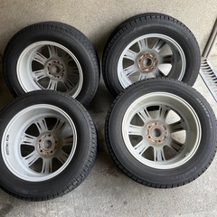 バリ溝 ブリヂストン VRX3 スタッドレス 215/55R16 ホイル付き4本セットの画像