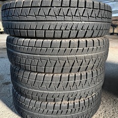 スタッドレスタイヤ　１７５ー７０ー１４の画像