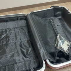 スーツケースの画像