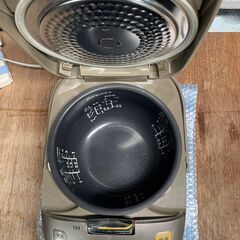 Panasonic IH炊飯器　SR-HC101  5.5合の画像