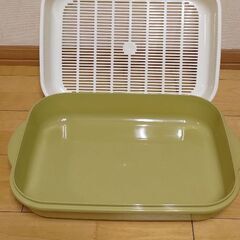 野菜盛りのザルの画像