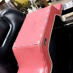 理美容器具 補助イス 赤の画像