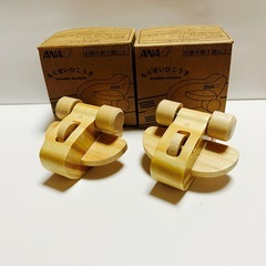 ANA 木製 飛行機 2個セットの画像