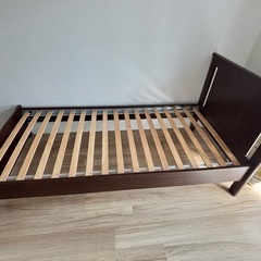 IKEAベッド　《ソンゲサンド》　の画像