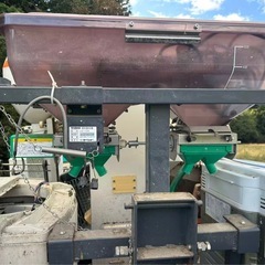 UX-70R 中古 車速連動 肥料散布機 の画像