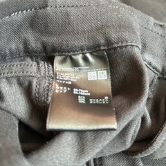 ユニクロ　レディース　パンツ　の画像