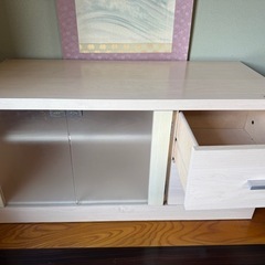 テレビ台の画像