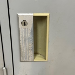 スチール製ロッカー、スチール製棚の画像