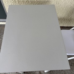 折り畳みテーブルイスセットの画像