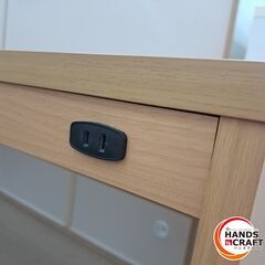 ✨【引取限定】中古　オフィスデスク　勉強机　シンプル木製　コンセント付き✨うるま市田場✨の画像