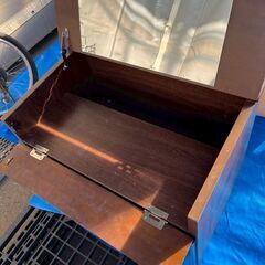 鏡付きドレッサー 🎀 収納たっぷり 引き出し付き 木製家具の画像