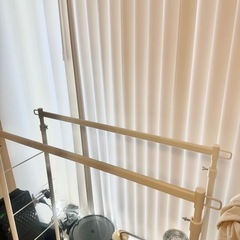 11/20まで【美品】2段ハンガーラック 白の画像