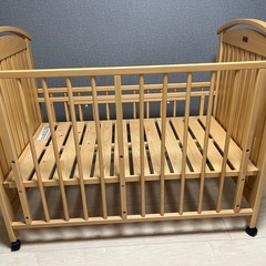 ミキハウス ベビーベッドの画像