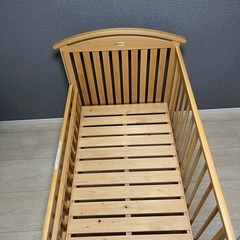 ミキハウス ベビーベッドの画像