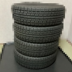 新品
スタッドレスタイヤ　175/70/14の画像