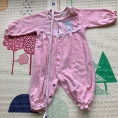 ベビー服 ピンク ロンパースの画像