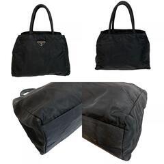 プラダ PRADA トートバッグ 三角ロゴプレート ブラックの画像