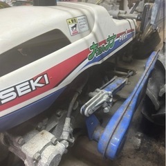 ISEKI 野菜移植機の画像