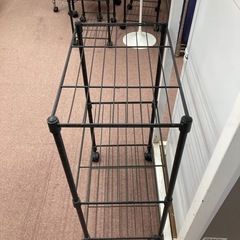 【激安】【早い者勝ち】キャスター付きメタルラックの画像