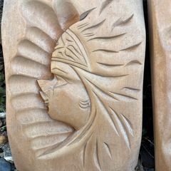 木彫りの飾りの画像