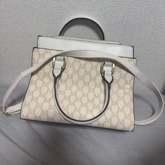 ショルダーバッグ ホワイト/ベージュの画像