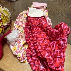 ぬいぐるみの抱っこ紐、服、ぬいぐるみ　の画像