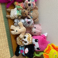 ぬいぐるみの抱っこ紐、服、ぬいぐるみ　の画像