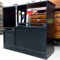 鎌倉彫 茶箪笥 幅：約91cm 昭和レトロ 花模様 飾り棚 和家具 漆塗り 茶棚 家具 収納 札幌市 中央区 南12条の画像